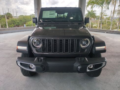 New 2026 Jeep Gladiator Sport image 3