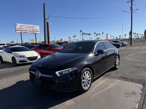 Used 2019 Mercedes-Benz A 220 image 3