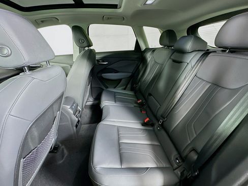 New 2026 Audi Q3 quattro 2.0T AWD/4WD image 9