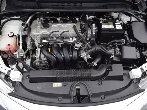 Used 2021 Toyota Corolla LE w/ Carpet Mat Package (TMS) image 9