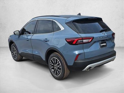 New 2026 Ford Escape SE image 3