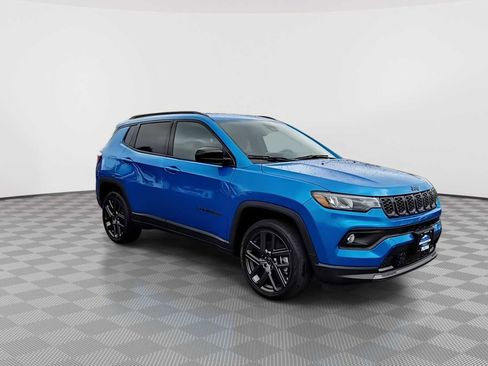 New 2026 Jeep Compass Latitude image 2