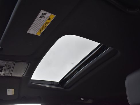 Used 2025 Honda Odyssey Sport-L image 13