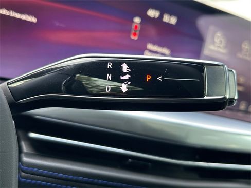 New 2026 Cadillac Escalade IQL Luxury image 33