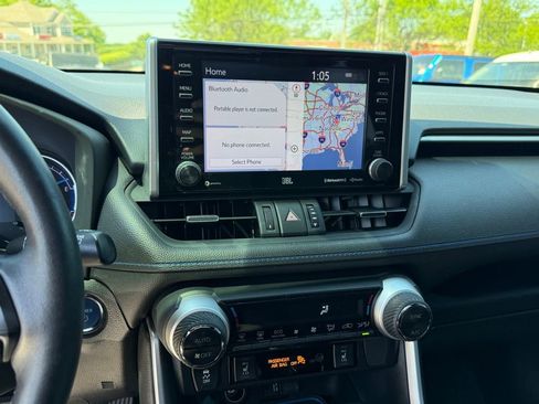 Used 2019 Toyota RAV4 XSE AWD/4WD image 19