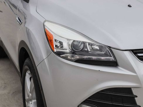 Used 2013 Ford Escape Titanium w/ Parking Technology Pkg AWD/4WD image 4