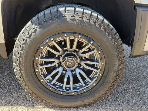 Used 2024 GMC Sierra 2500 Denali w/ Denali Reserve Package image 7