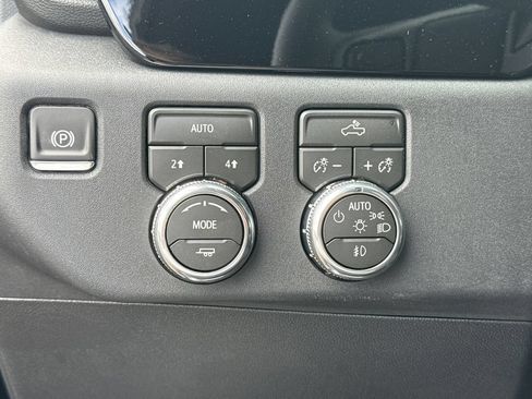 New 2026 GMC Sierra 1500 Elevation w/ Elevation Select Package AWD/4WD image 18
