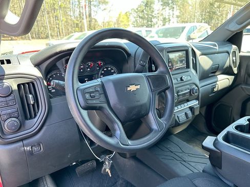Used 2023 Chevrolet Silverado 1500 Custom AWD/4WD image 10
