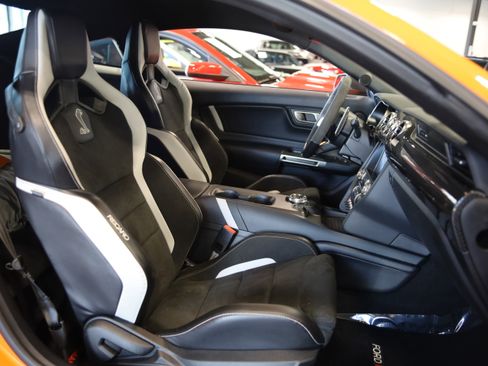 Used 2021 Ford Mustang Shelby GT500 w/ Carbon Fiber Track Pack RWD image 33