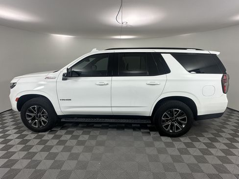 Used 2024 Chevrolet Tahoe Z71 w/ Luxury Package AWD/4WD image 2