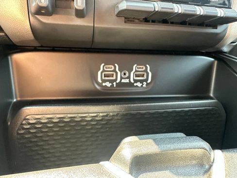 Used 2021 RAM 2500 Laramie AWD/4WD image 74