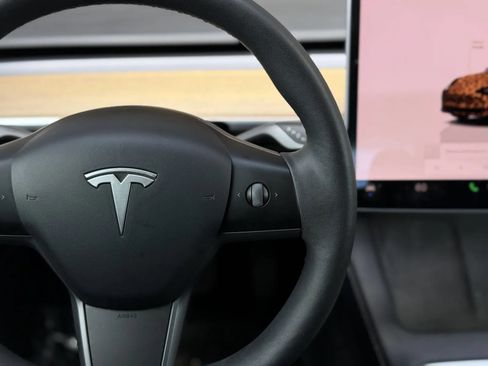 Used 2022 Tesla Model 3 Long Range AWD/4WD image 23