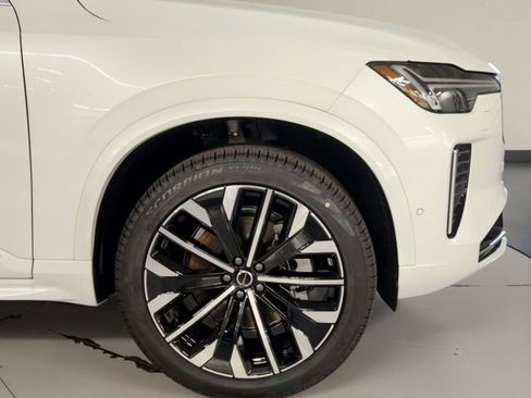 New 2026 Volvo XC90 B6 Ultra AWD/4WD image 11