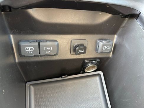 Used 2020 Acura MDX SH-AWD image 32