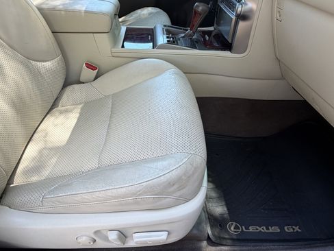 Used 2011 Lexus GX 460 w/ Comfort Plus Pkg AWD/4WD image 43