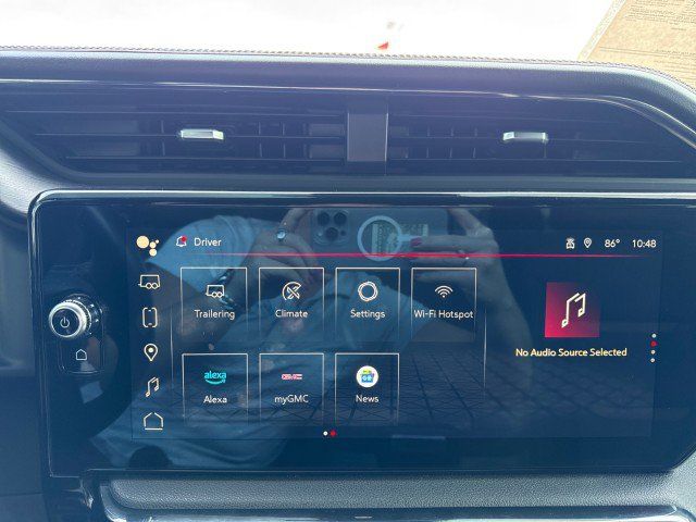 Used 2024 GMC Sierra 2500 AT4 w/ AT4 Preferred Package AWD/4WD image 29