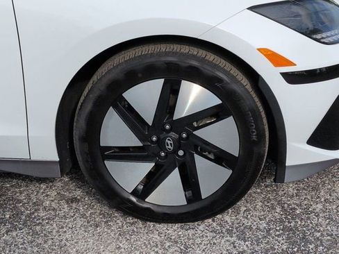 Used 2024 Hyundai Ioniq 6 SE AWD/4WD image 10