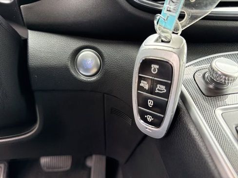 Used 2023 Hyundai Santa Fe SEL image 39