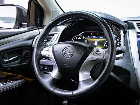 Used 2018 Nissan Murano SL image 36