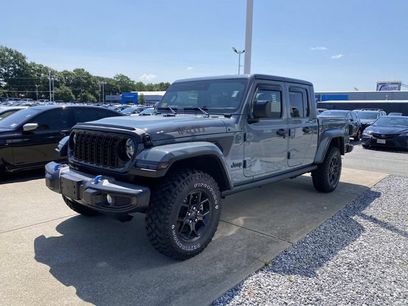 Used 2024 Jeep Gladiator Sport