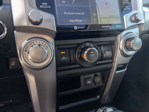 Used 2023 Toyota 4Runner SR5 Premium w/ Moonroof Package AWD/4WD image 22