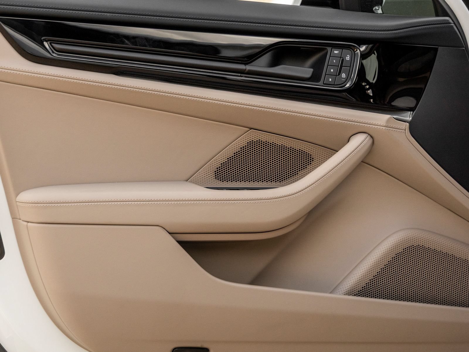New 2026 Porsche Panamera RWD image 20