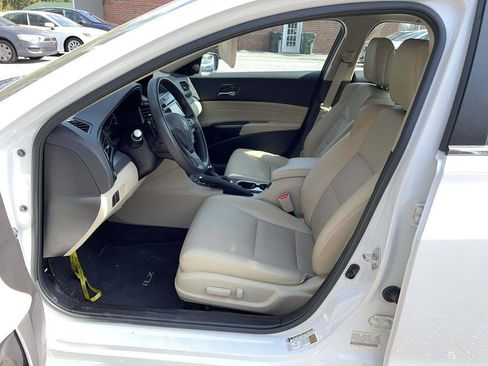 Used 2018 Acura ILX Premium Package image 5