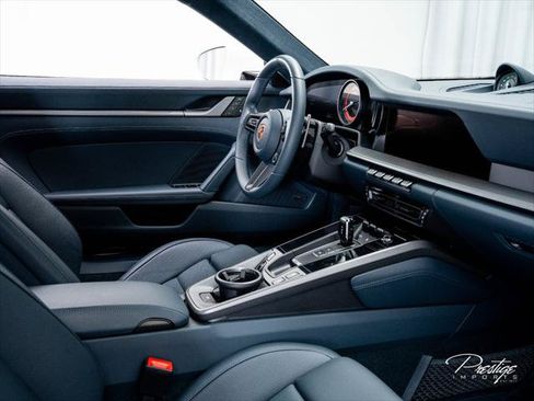 Used 2024 Porsche 911 Carrera S RWD image 37