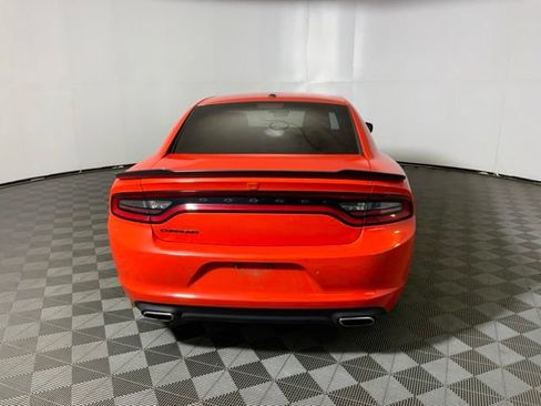 Used 2020 Dodge Charger SXT w/ Blacktop Package RWD image 8