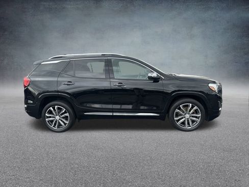 Used 2020 GMC Terrain Denali w/ Denali Premium Package image 7