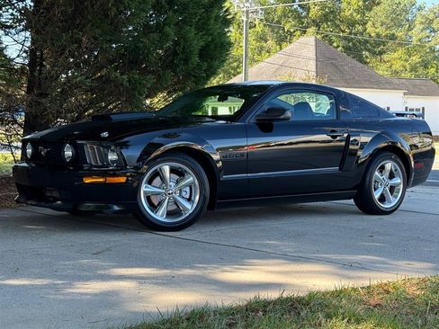 Used 2007 Ford Mustang GT image 9