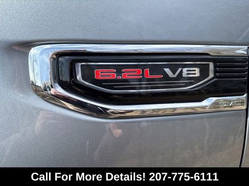 Used 2023 GMC Sierra 1500 SLT w/ SLT Premium Package AWD/4WD image 3