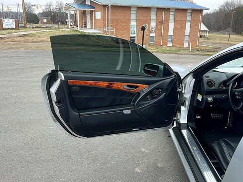 Used 2007 Mercedes-Benz SL 55 AMG image 16