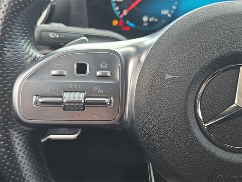 Used 2022 Mercedes-Benz CLA 250 image 19