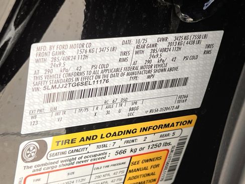 New 2025 Lincoln Navigator Black Label image 31