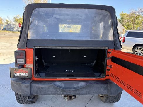 Used 2015 Jeep Wrangler Sport w/ Quick Order Package 23S image 9