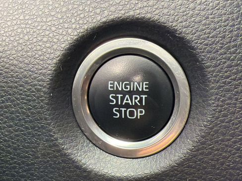 Used 2025 Toyota Corolla SE FWD image 23