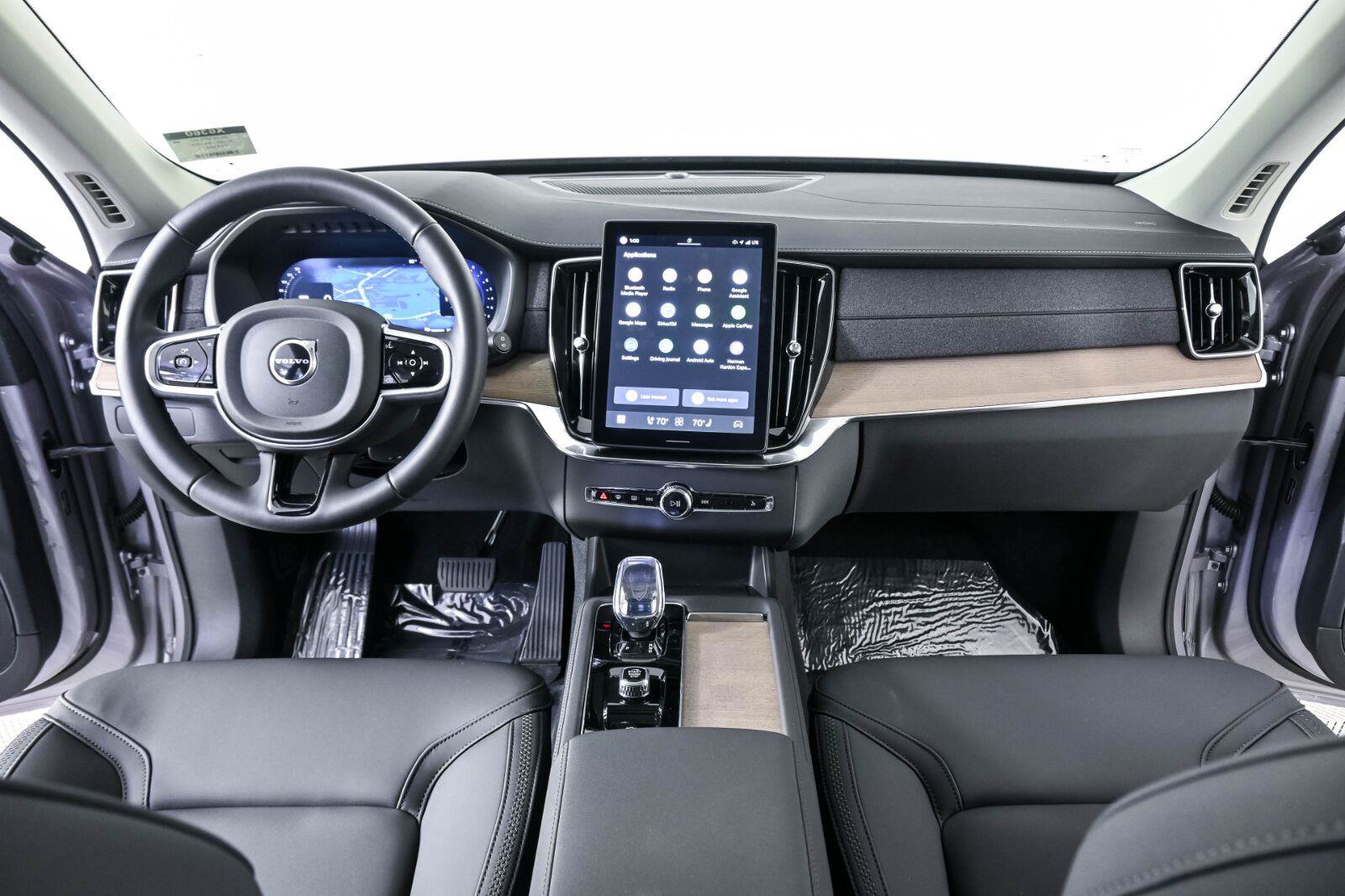 Used 2026 Volvo XC90 B6 Plus AWD/4WD image 18