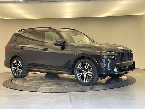 New 2027 BMW X7 M60i AWD/4WD image 7