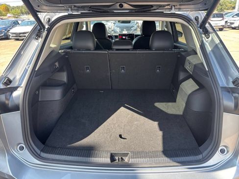 Used 2026 Volkswagen Tiguan SE AWD/4WD image 32