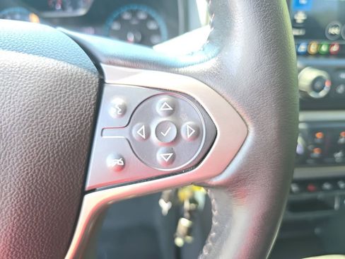 Used 2021 Chevrolet Colorado Z71 AWD/4WD image 19