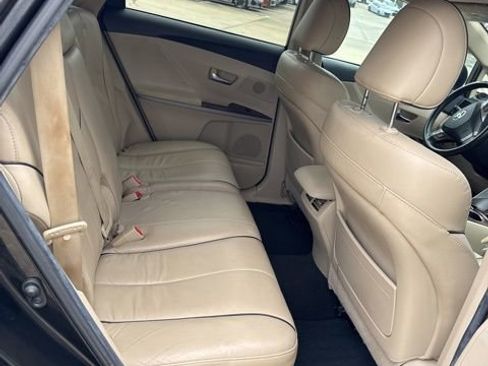 Used 2012 Toyota Venza Limited image 13