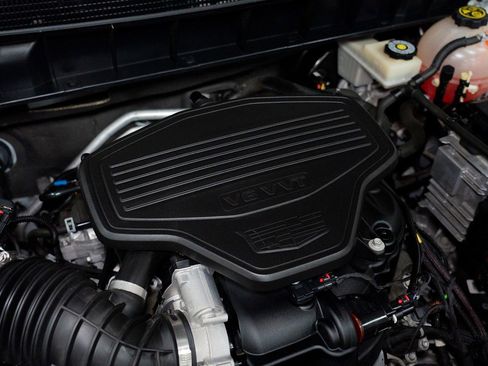 Used 2018 Cadillac XT5 Premium Luxury w/ Driver Assist Package image 55