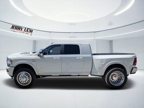 Used 2023 RAM 3500 Limited AWD/4WD image 6