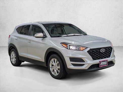 Used 2019 Hyundai Tucson SE image 3