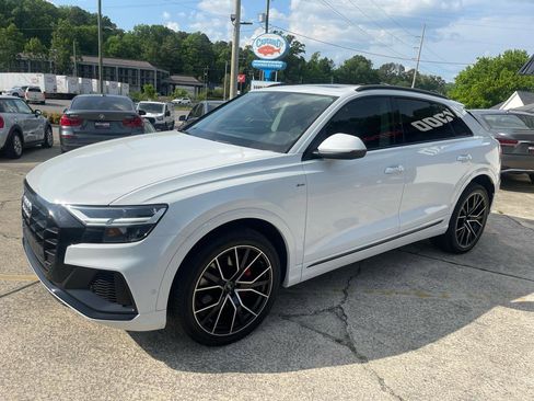 Used 2019 Audi Q8 Premium Plus AWD/4WD image 3