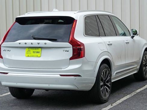Used 2025 Volvo XC90 T8 Plus AWD/4WD image 55