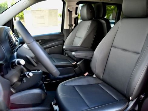 Used 2023 Mercedes-Benz Metris Passenger image 20