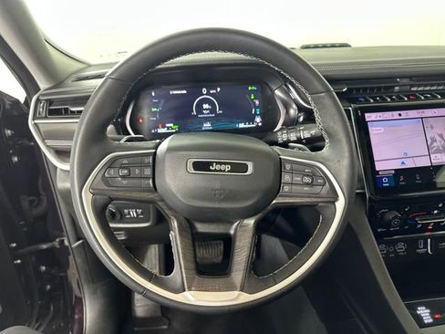 Used 2022 Jeep Grand Cherokee Limited 4xe image 13